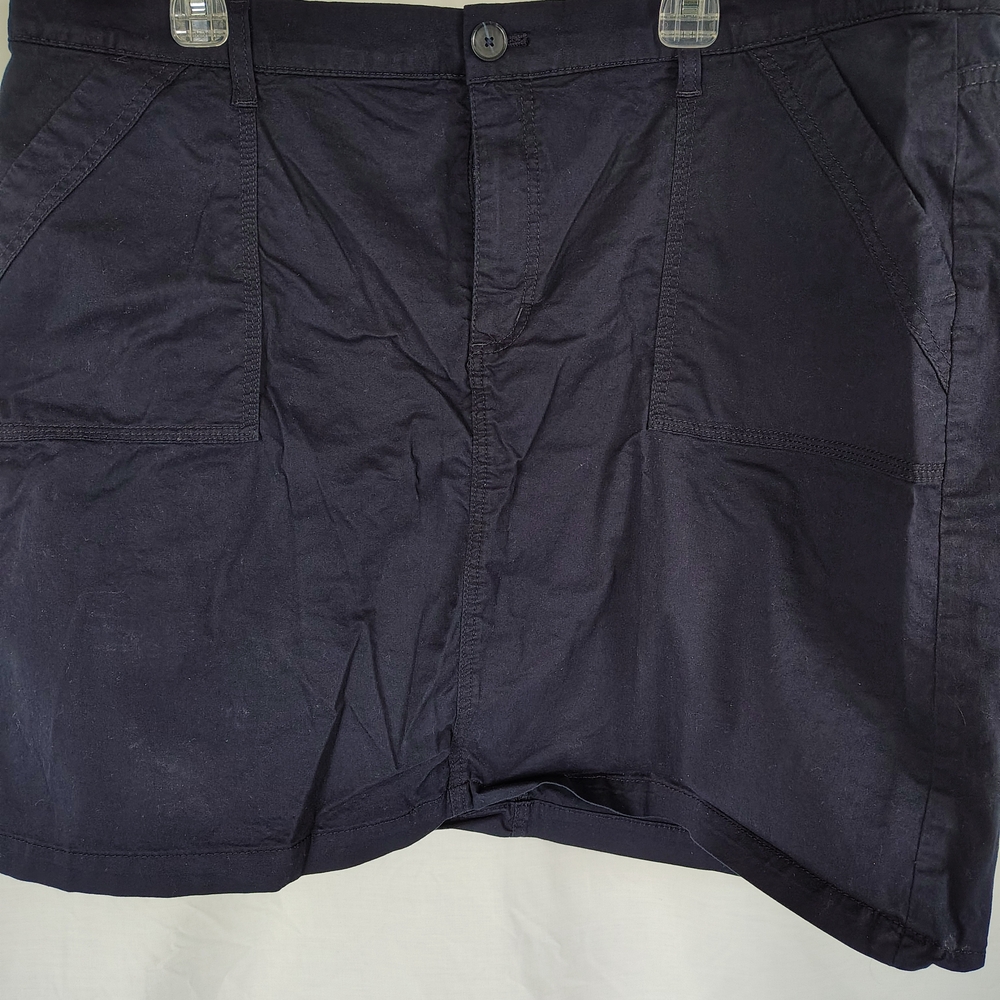 Croft & Barrow Blue Cargo Shorts with Durable Cotton Blend